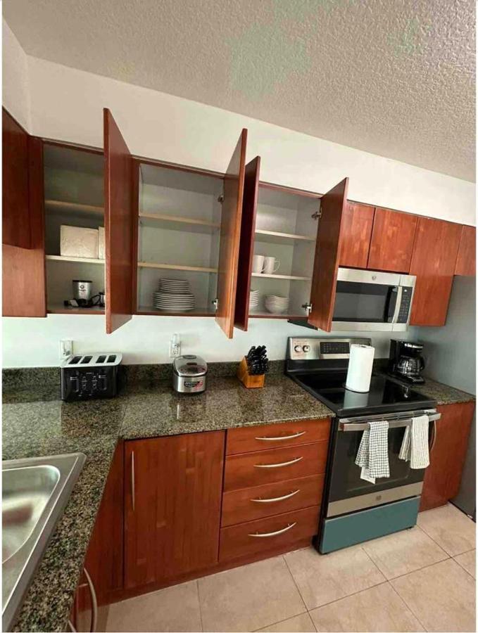 Two Bedroom Oceanview Apartment In Brickell Μαϊάμι Εξωτερικό φωτογραφία