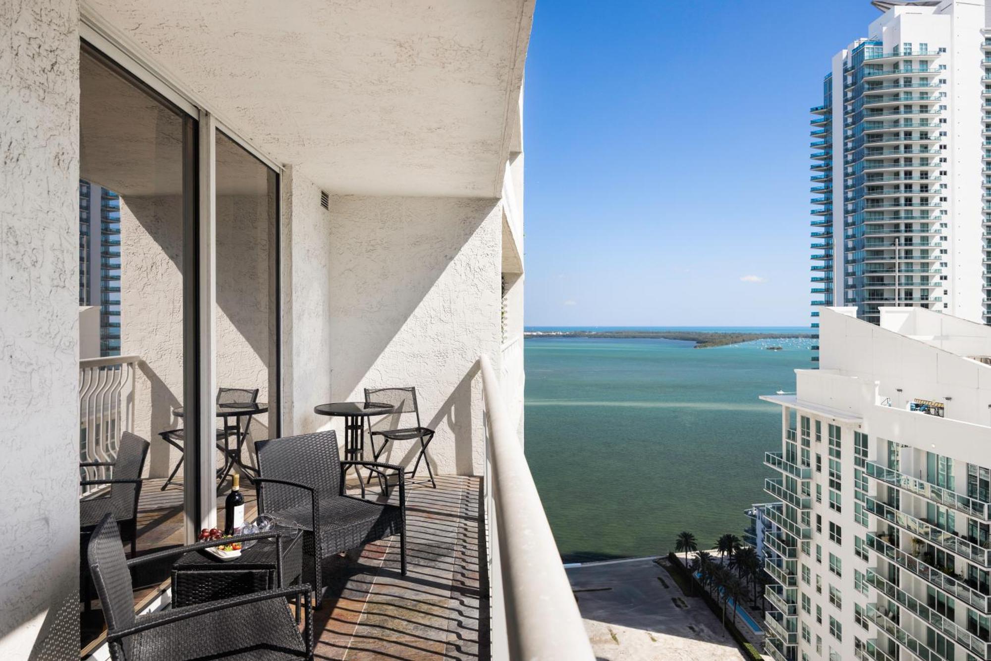 Two Bedroom Oceanview Apartment In Brickell Μαϊάμι Εξωτερικό φωτογραφία